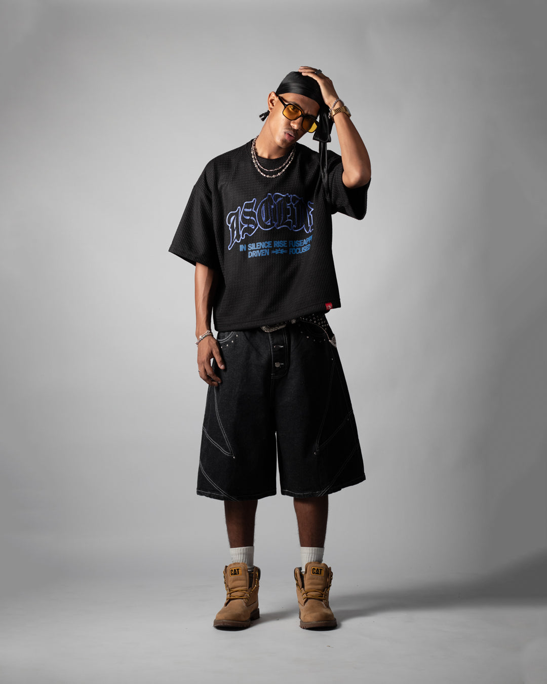 Tee fine point ascend black