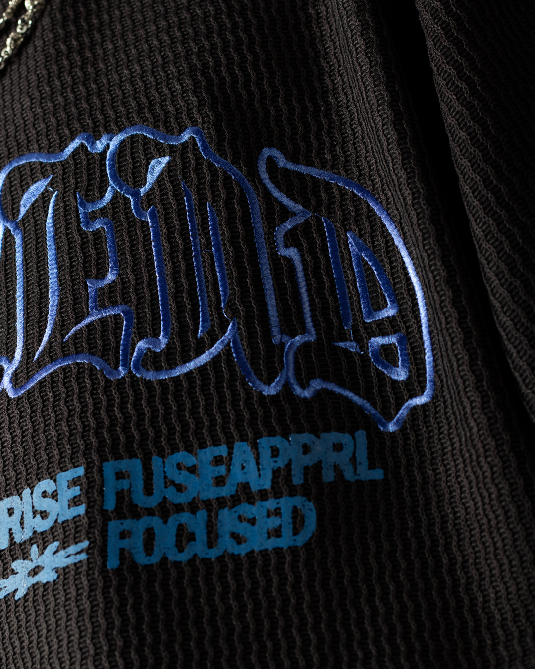 Tee fine point ascend black