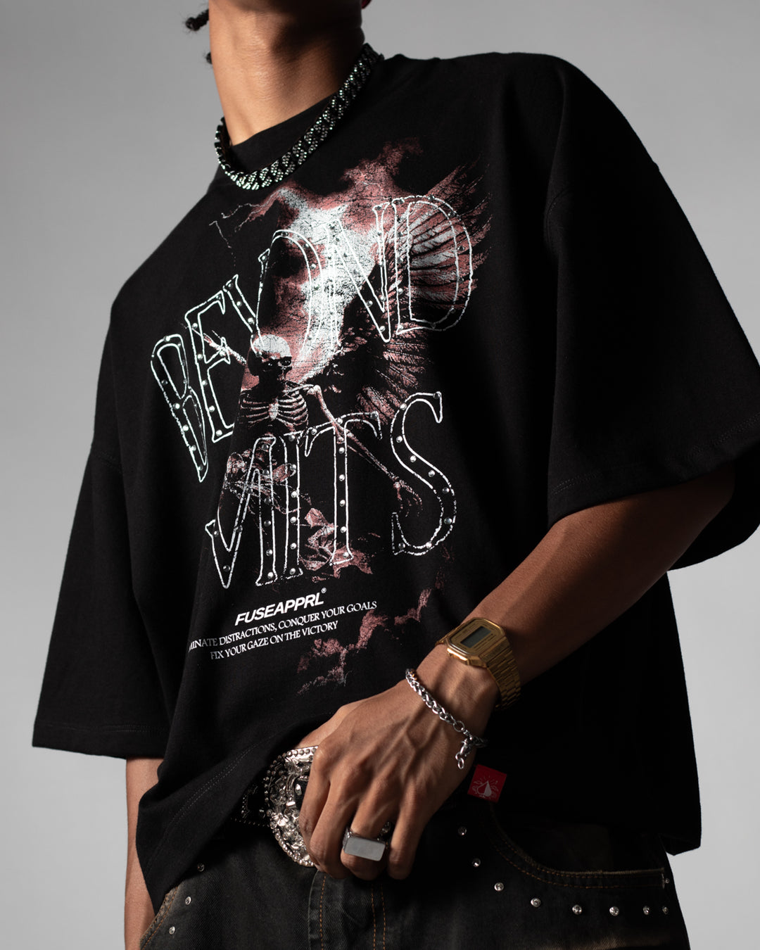 Tee Boxy Beyond Limits Black